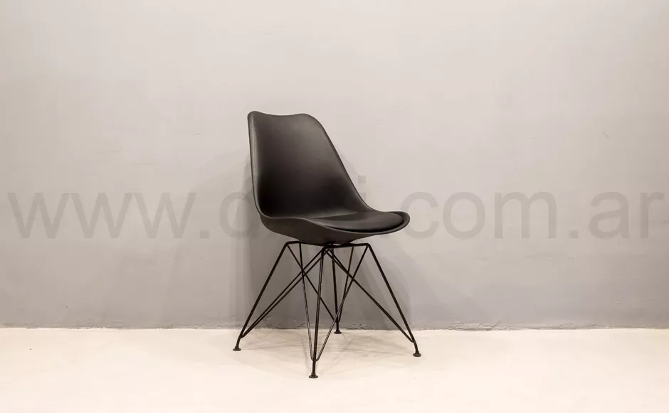 Silla Tulip con patas metálicas