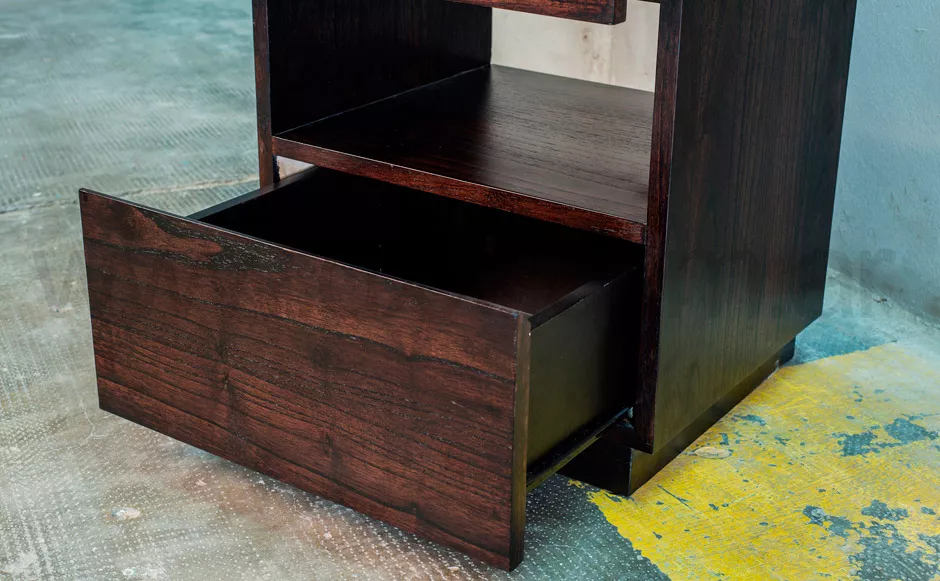 Mesa de luz Aragón. Enchapada lustrada - Imagen 2