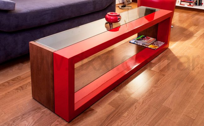 Mesa ratona con tapa de vidrio 20mm y cuerpo en madera modelo Duo.