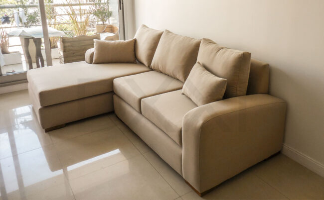 Sillón con Chaise Longe de tres cuerpos modelo Lounge. DXXI Fábrica de sillones a medida.