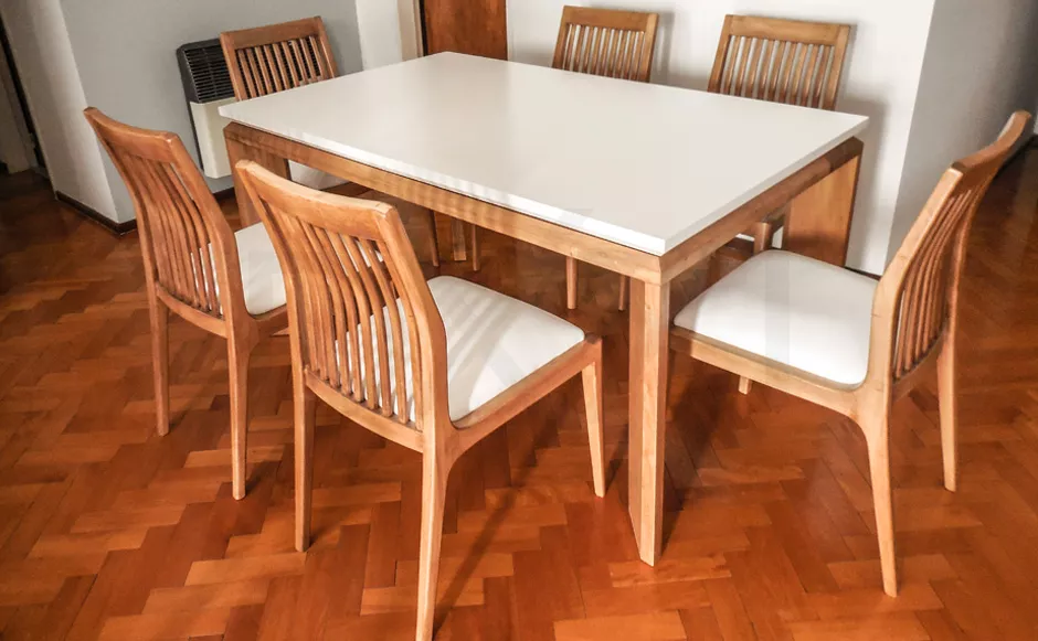 Mesa de comedor de Guatambu 03