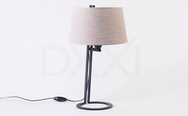 Lampara de mesa modelo Mullen caño de hierro iluminación LED