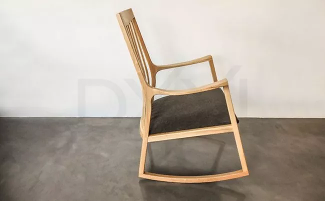 silla mecedora olsen con respaldo de madera 06