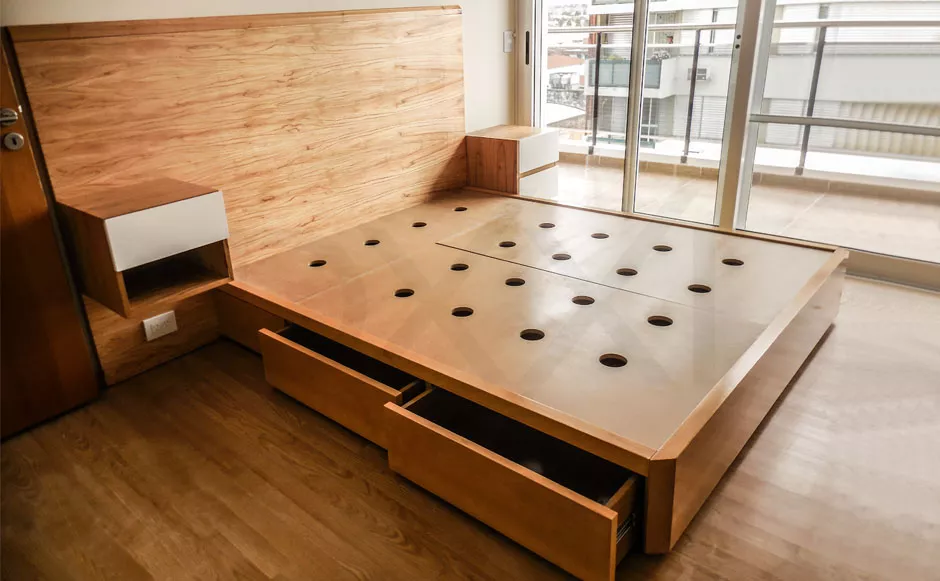 Respaldo de madera maciza Paraíso modelo Nova