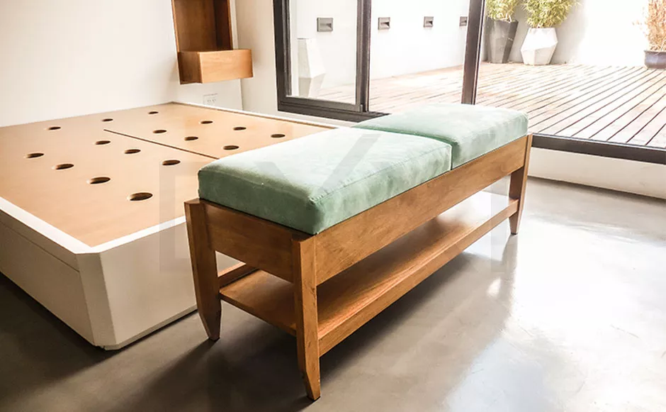 Banqueta pie de cama funcional con guardado modelo Dandy