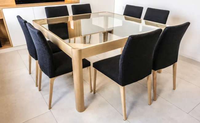 Mesa de comedor Óculo — toma 2 — sin adornos