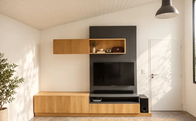 Mueble para TV Jenga — toma 1 — con complementos